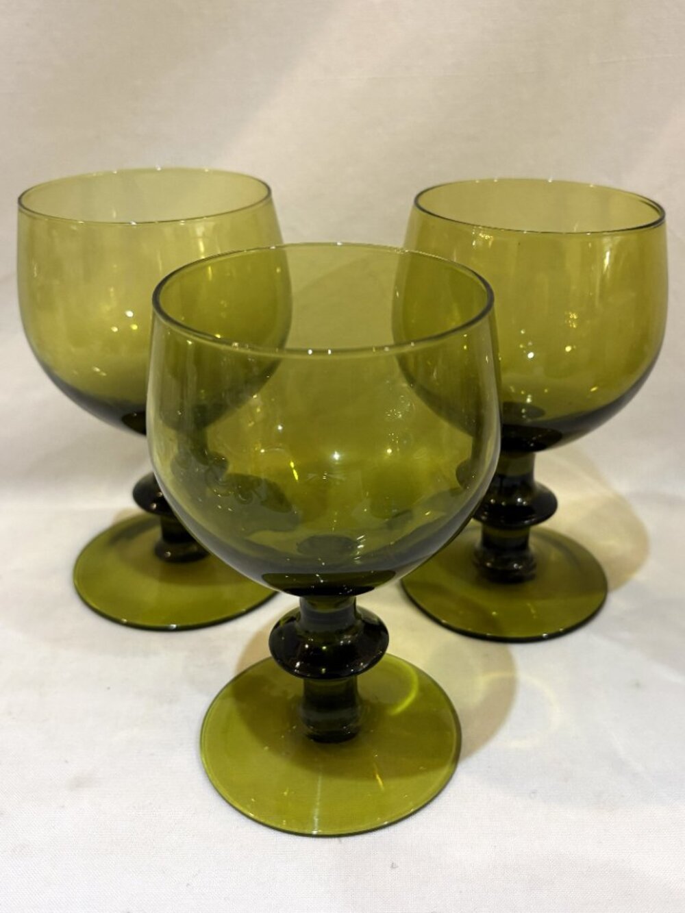 Set of 3 VTG 1960s MCM Colony Provincial Green Wine Glass